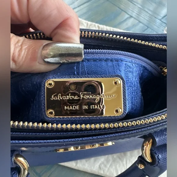 Salvatore Ferragamo Medium Blue Batik Leather Tote - Picture 15 of 16